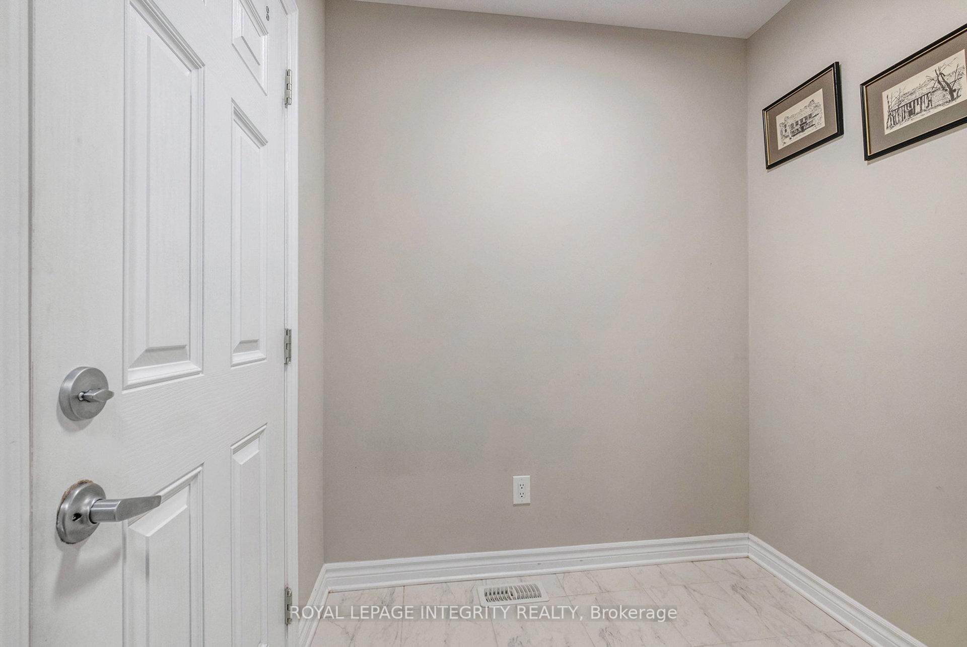 Photo 22 of 25 Clonfadda Terrace, Ottawa, Barrhaven - Half Moon Bay — HOMEH