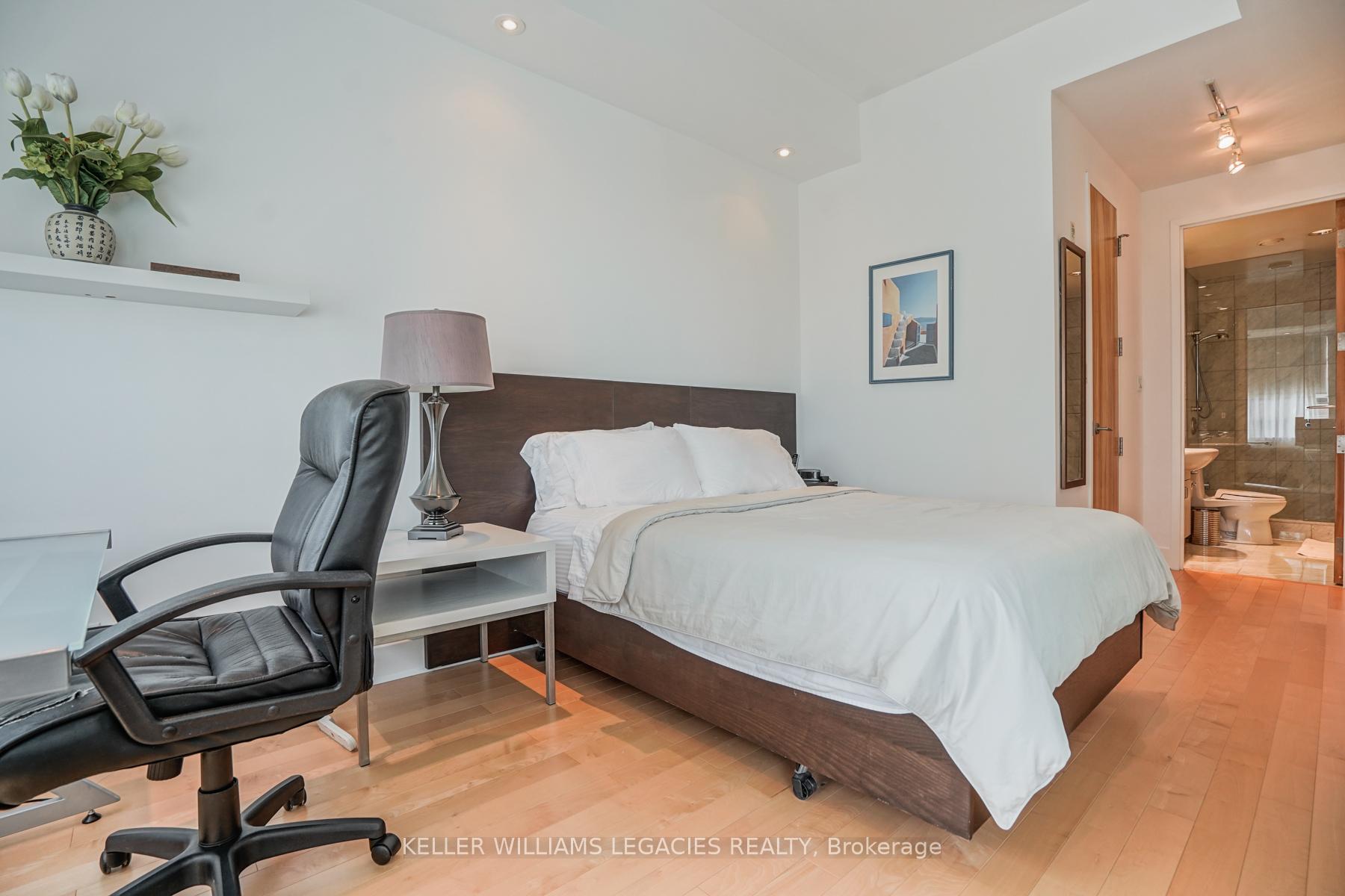 Photo 19 of Unit 302, 562 Eglinton Avenue E, Toronto, Mount Pleasant East — HOMEH