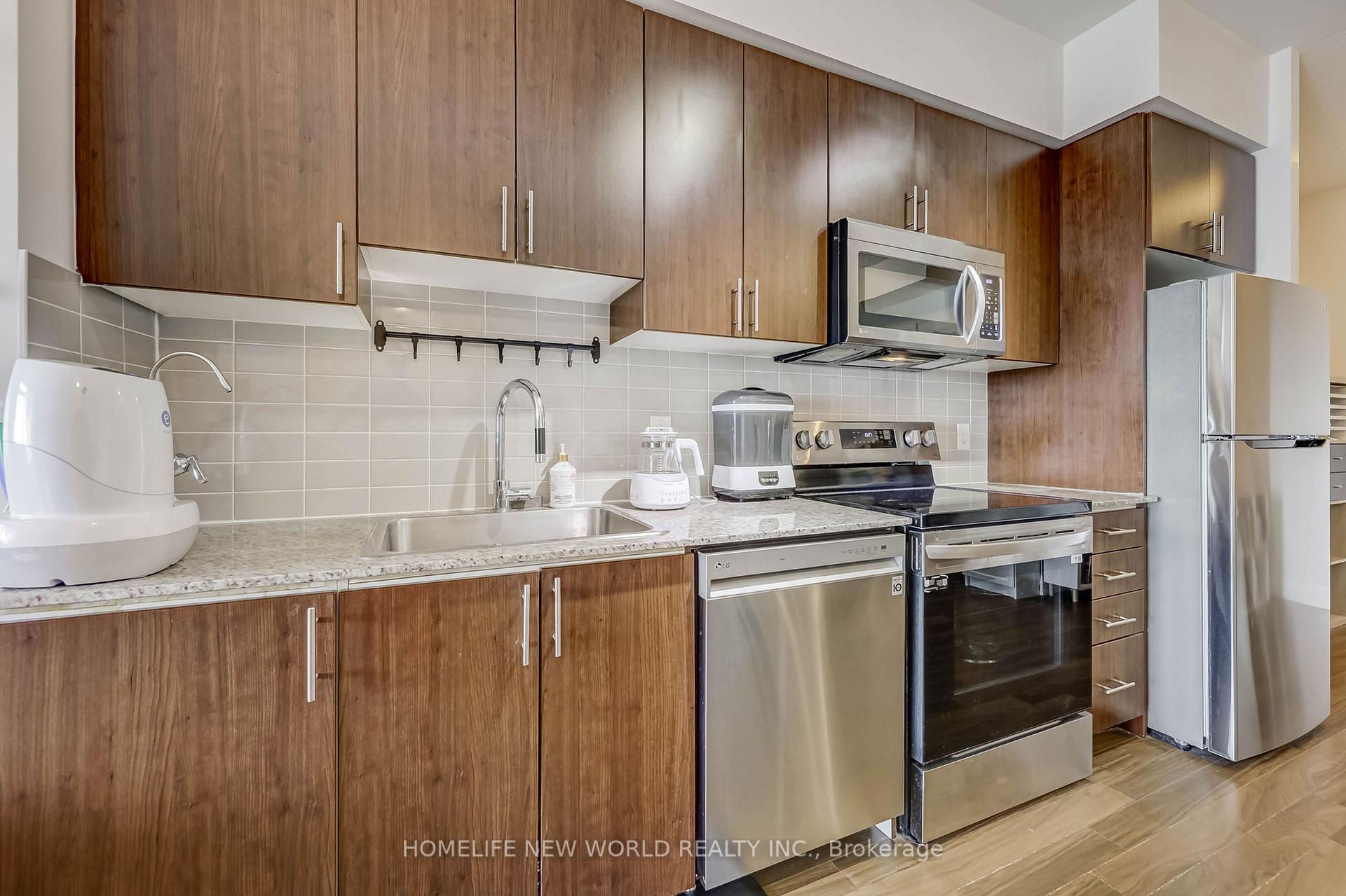 Photo 23 of Unit 1230, 7161 Yonge Street, Markham, Grandview — HOMEH