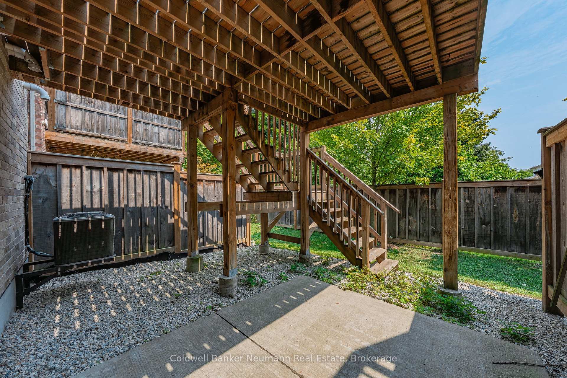 Photo 26 of Unit 4, 72 York Road, Guelph, St. Patrick's Ward — HOMEH