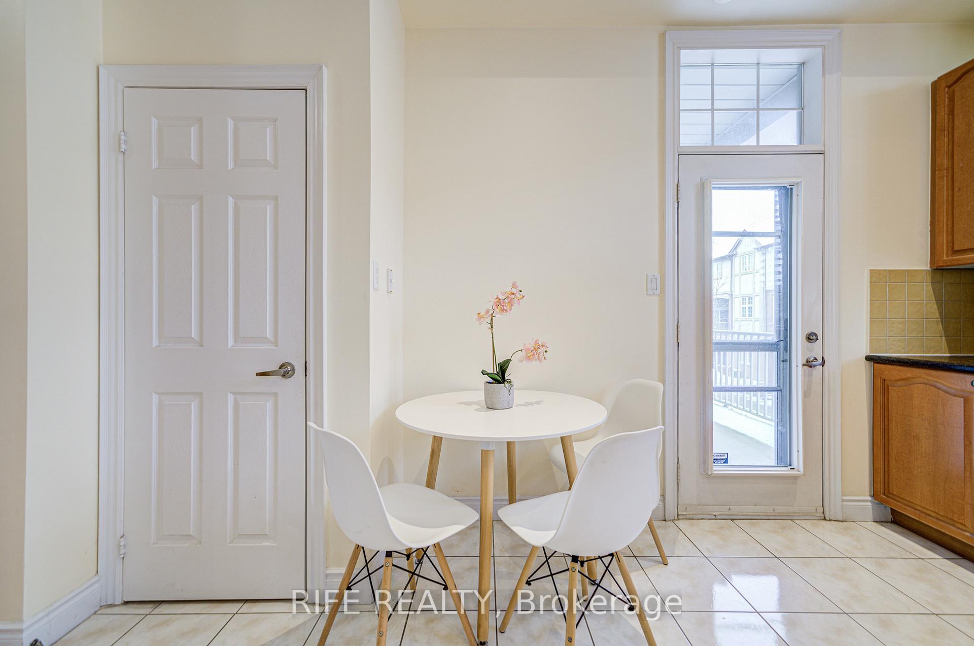 Photo 13 of 99 Legends Way, Markham, Unionville — HOMEH