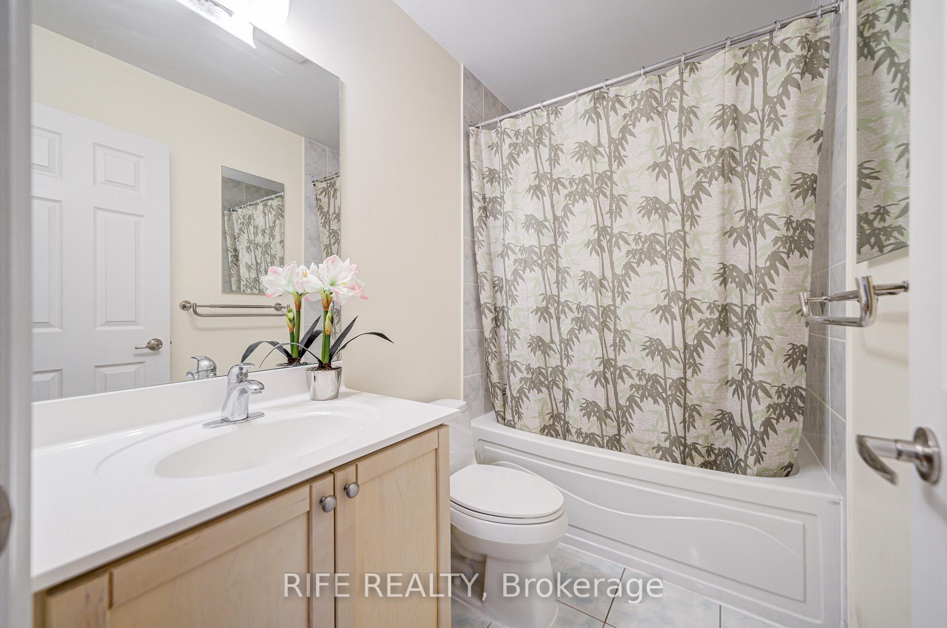 Photo 31 of 99 Legends Way, Markham, Unionville — HOMEH