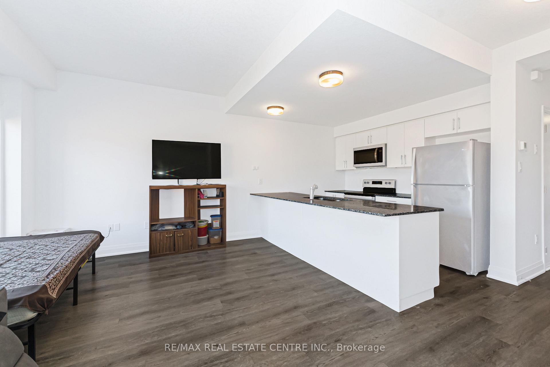 Photo 32 of Unit 55, 33 Steele Crescent, Guelph, St. Patrick's Ward — HOMEH