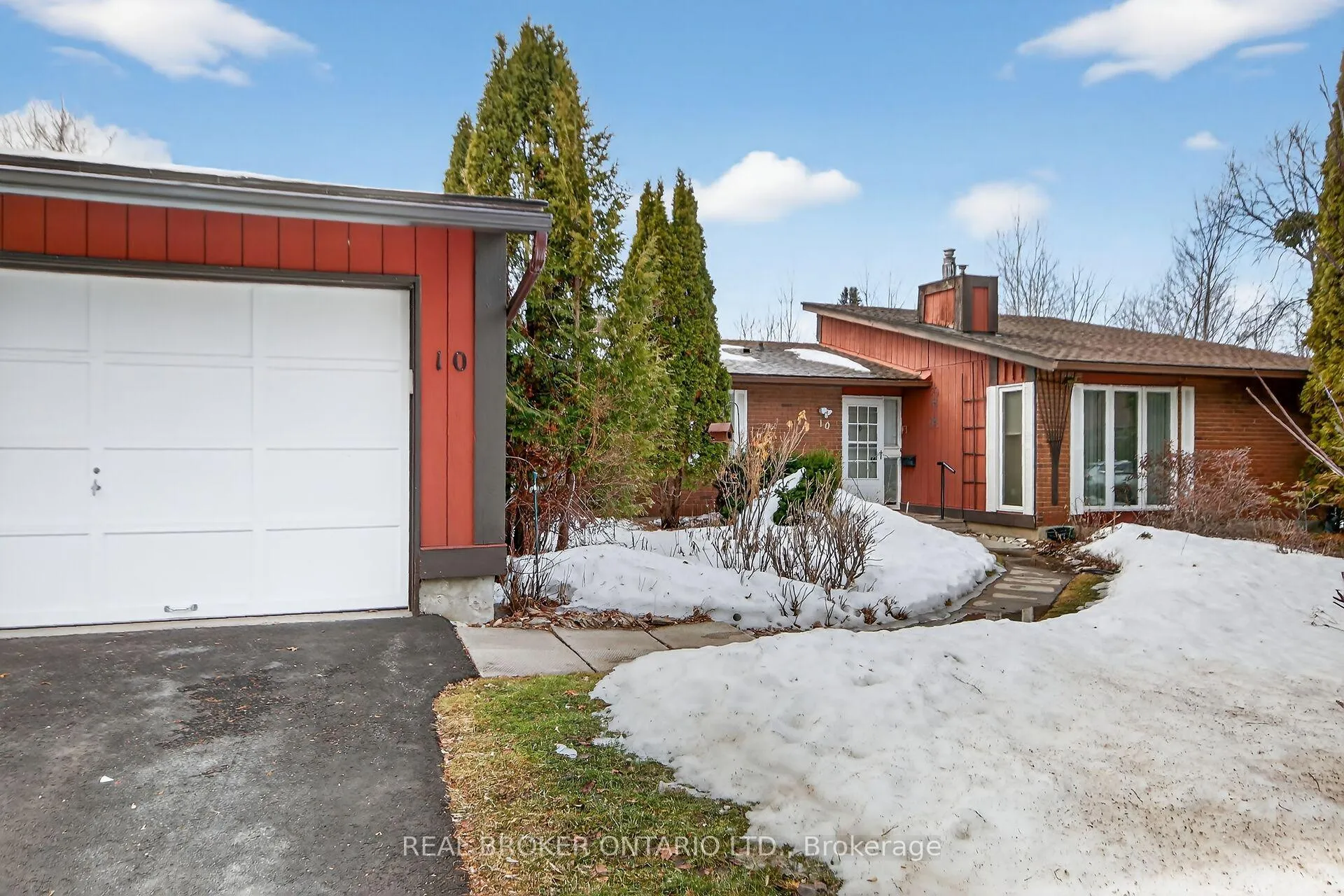 Photo 1 of 10 Amundsen Crescent, Ottawa, Kanata - Katimavik — HOMEH