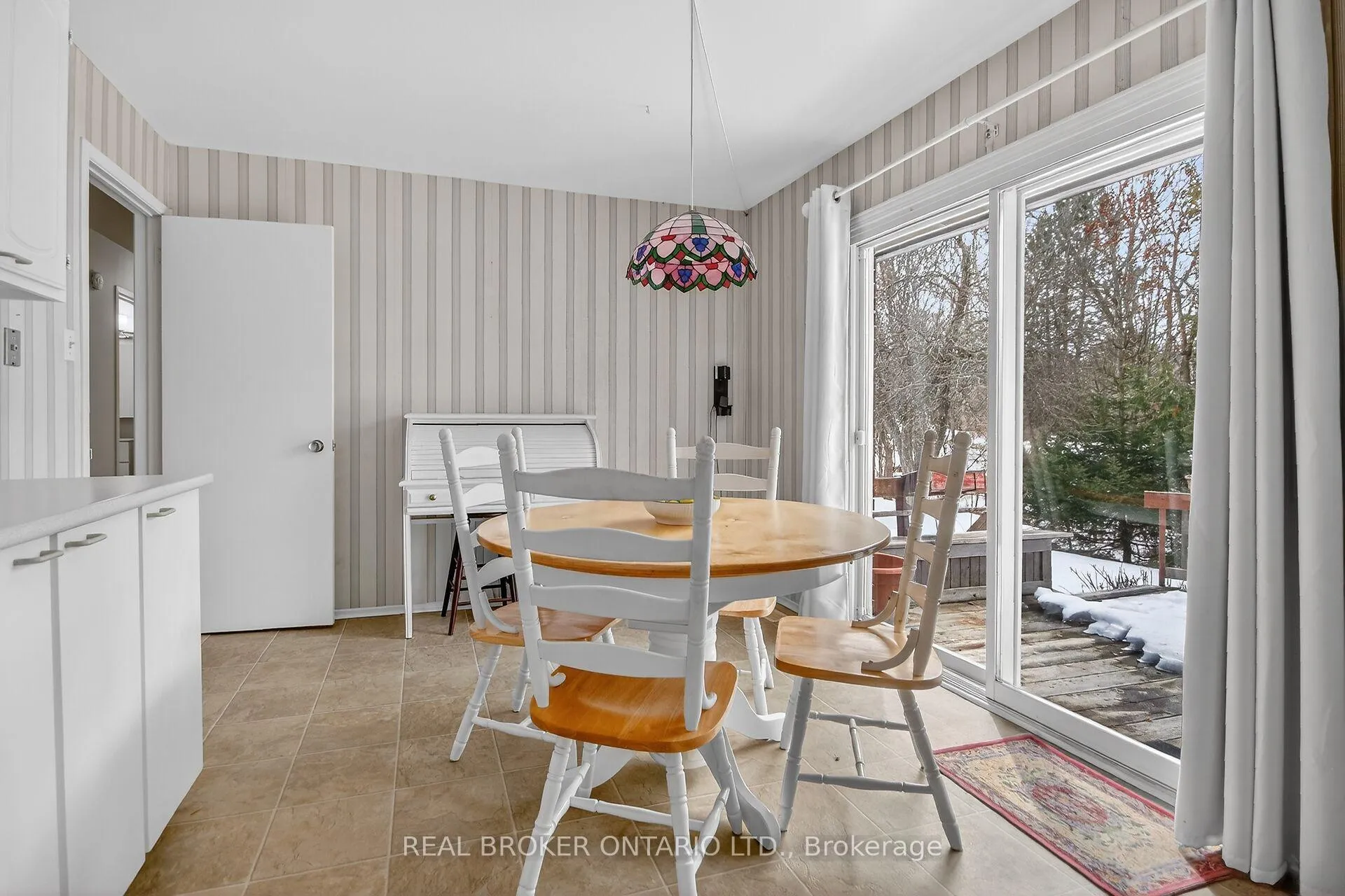Photo 13 of 10 Amundsen Crescent, Ottawa, Kanata - Katimavik — HOMEH