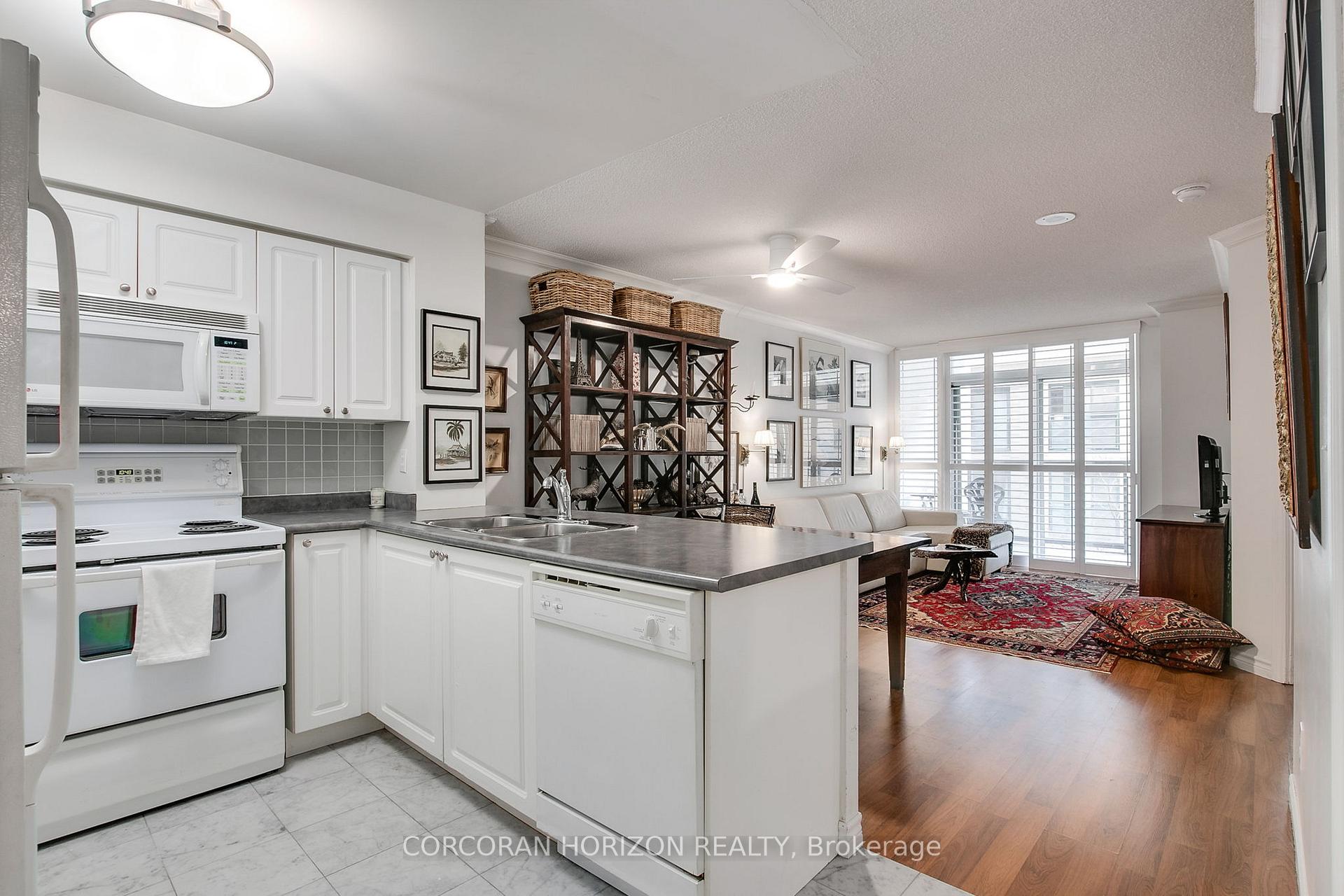 Photo 8 of Unit 305, 30 Hayden Street, Toronto, Church-Yonge Corridor — HOMEH