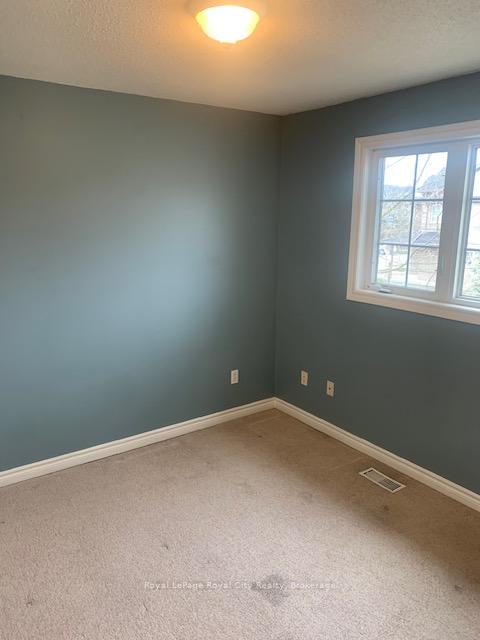 Photo 5 of 1429 Gordon Street, Guelph, Clairfields/Hanlon Business Park — HOMEH