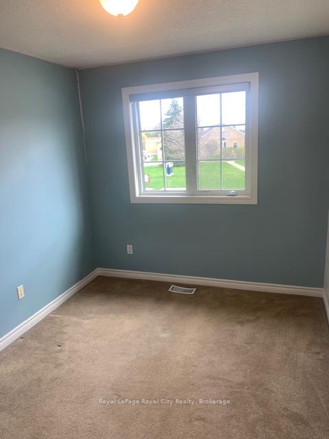 Photo 7 of 1429 Gordon Street, Guelph, Clairfields/Hanlon Business Park — HOMEH