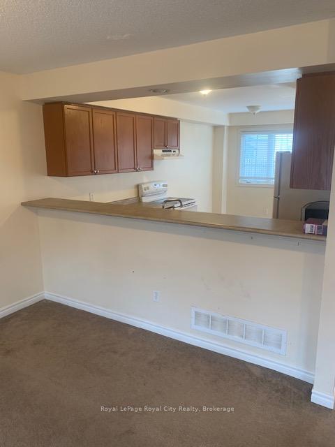 Photo 12 of 1429 Gordon Street, Guelph, Clairfields/Hanlon Business Park — HOMEH