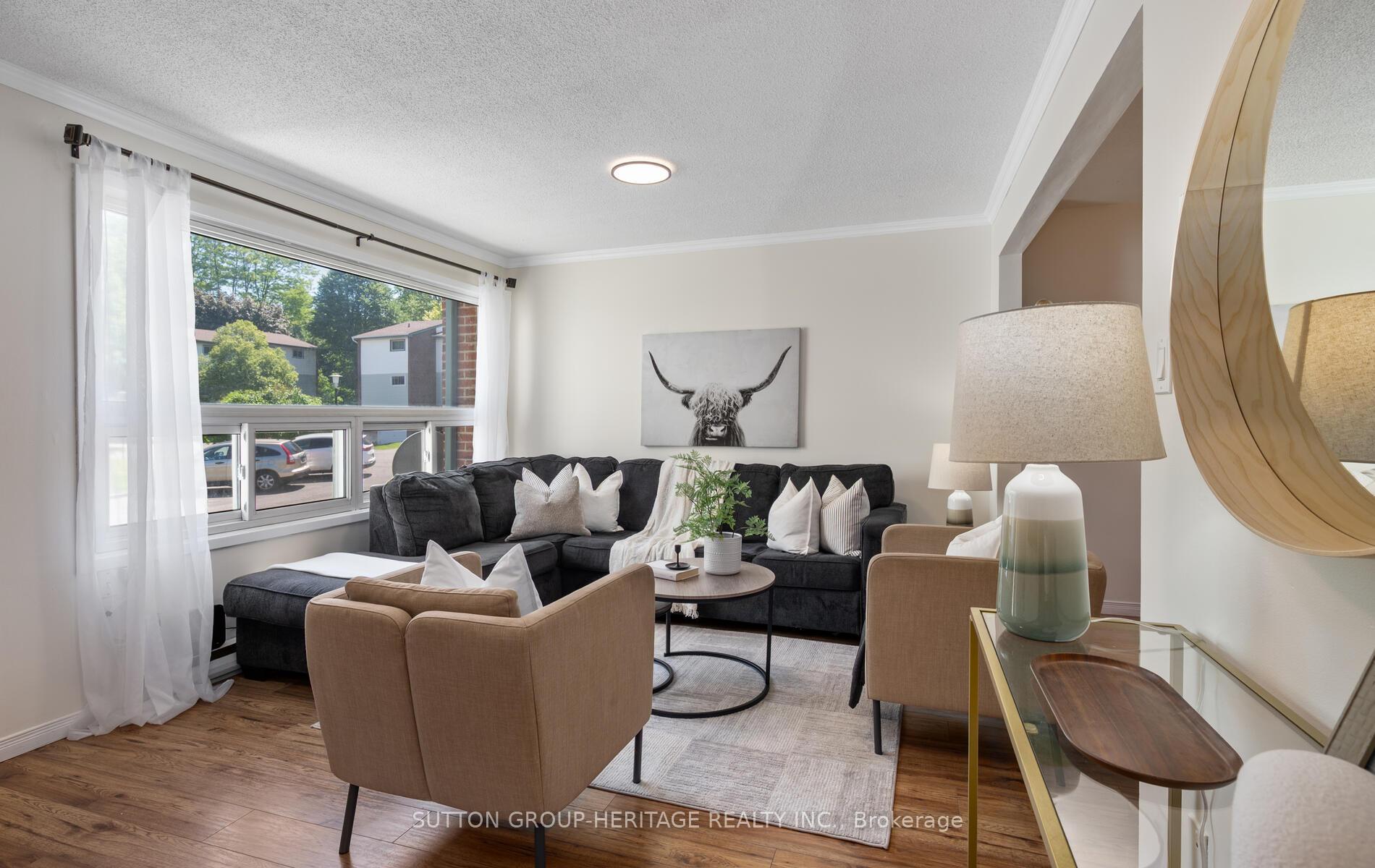Photo 4 of Unit 32, 909 King Street W, Oshawa, Vanier — HOMEH