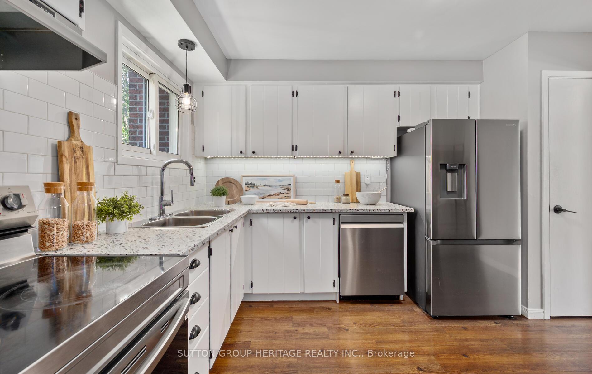 Photo 14 of Unit 32, 909 King Street W, Oshawa, Vanier — HOMEH