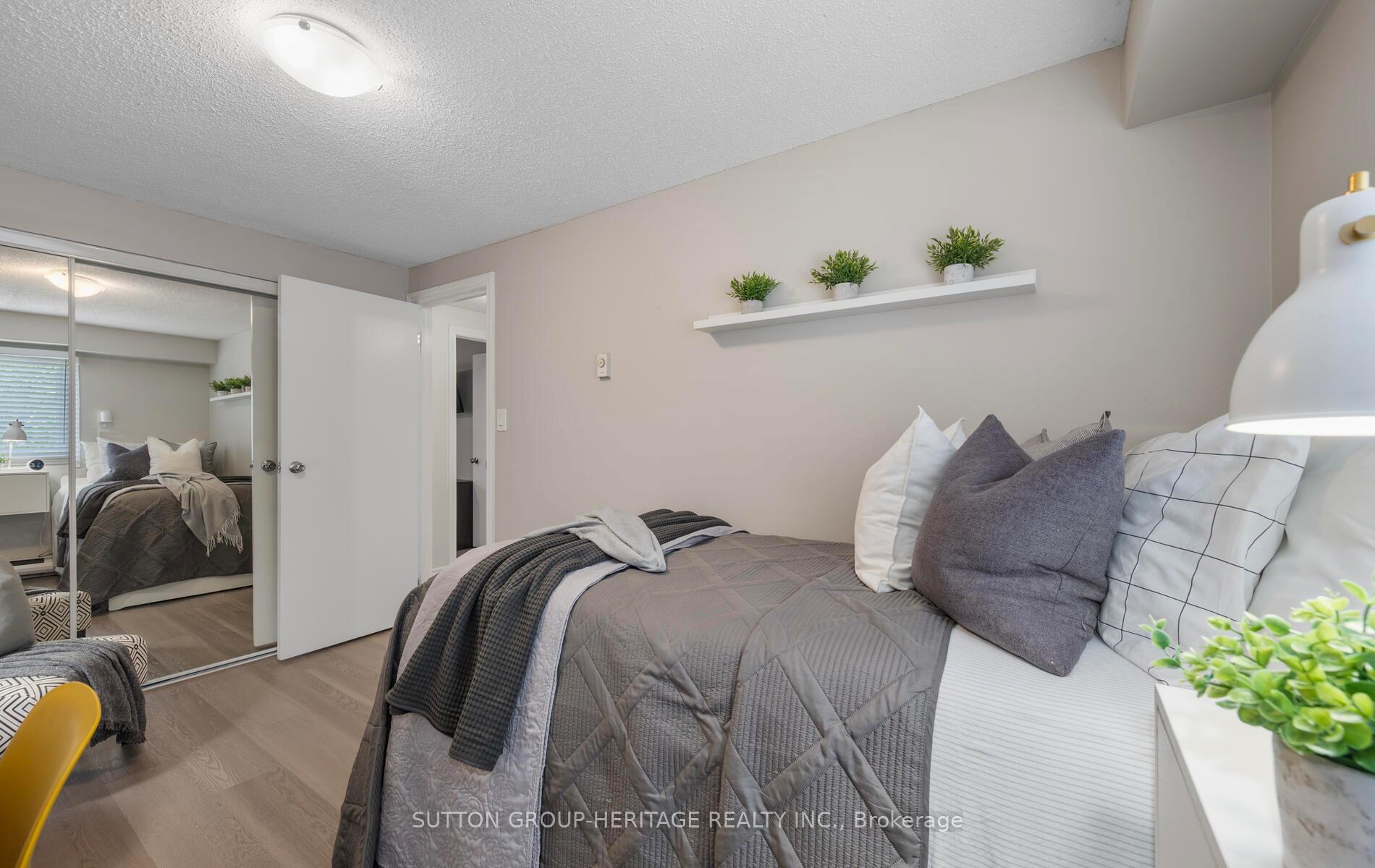 Photo 18 of Unit 32, 909 King Street W, Oshawa, Vanier — HOMEH