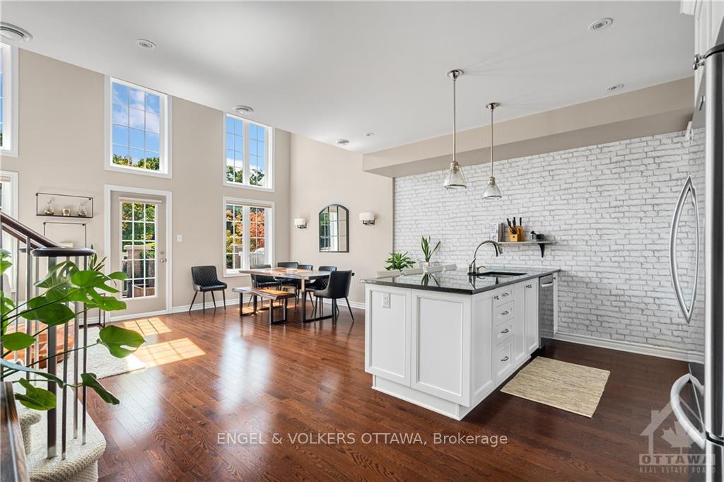 Photo 3 of 94B Stonehaven Drive, Ottawa, Kanata - Bridlewood — HOMEH