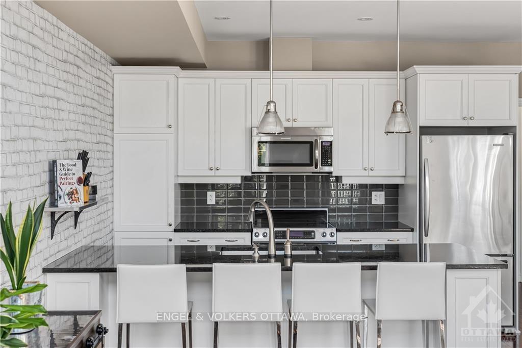 Photo 5 of 94B Stonehaven Drive, Ottawa, Kanata - Bridlewood — HOMEH