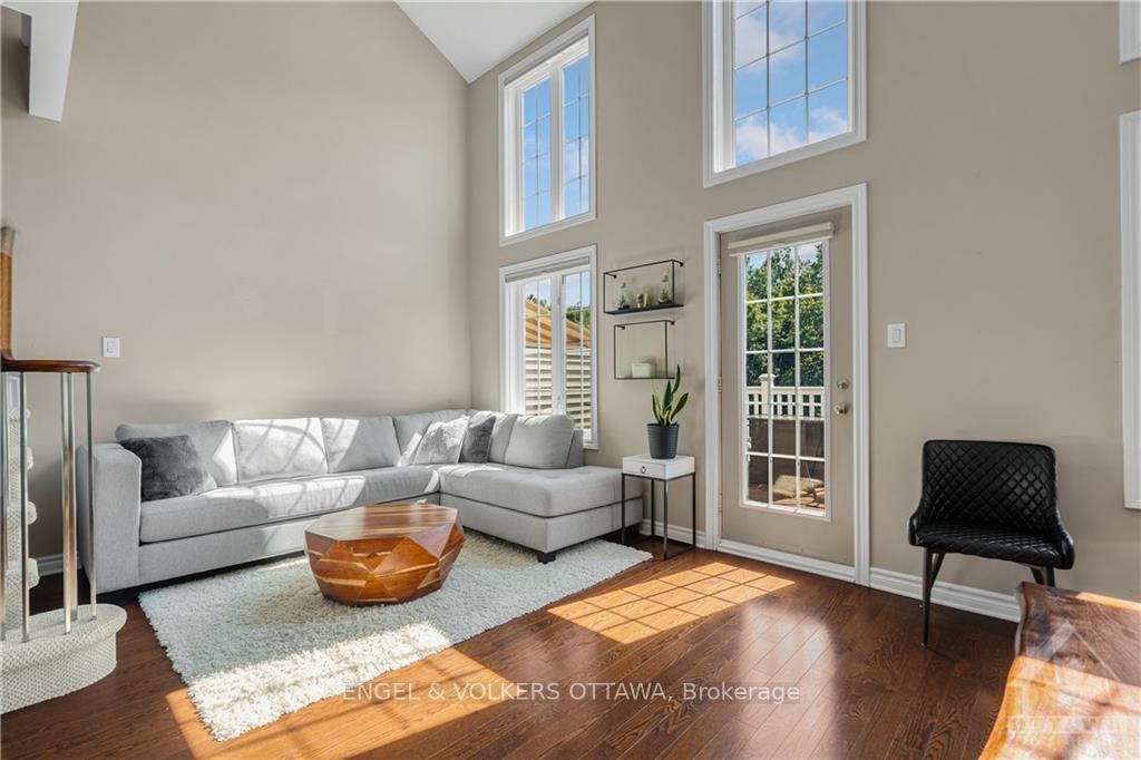 Photo 7 of 94B Stonehaven Drive, Ottawa, Kanata - Bridlewood — HOMEH