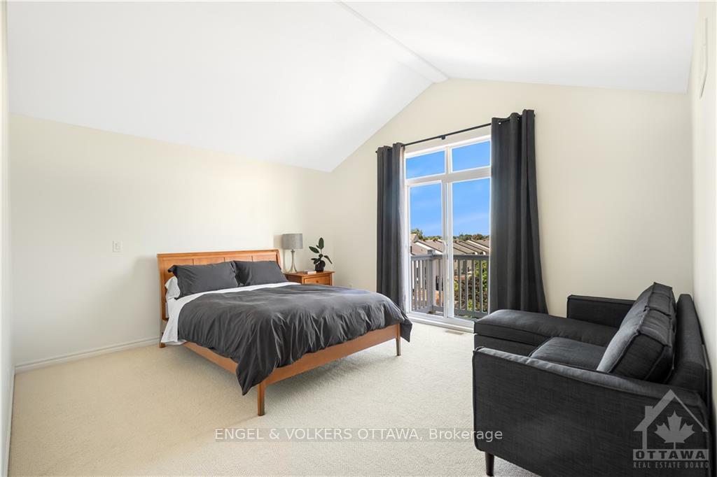 Photo 14 of 94B Stonehaven Drive, Ottawa, Kanata - Bridlewood — HOMEH