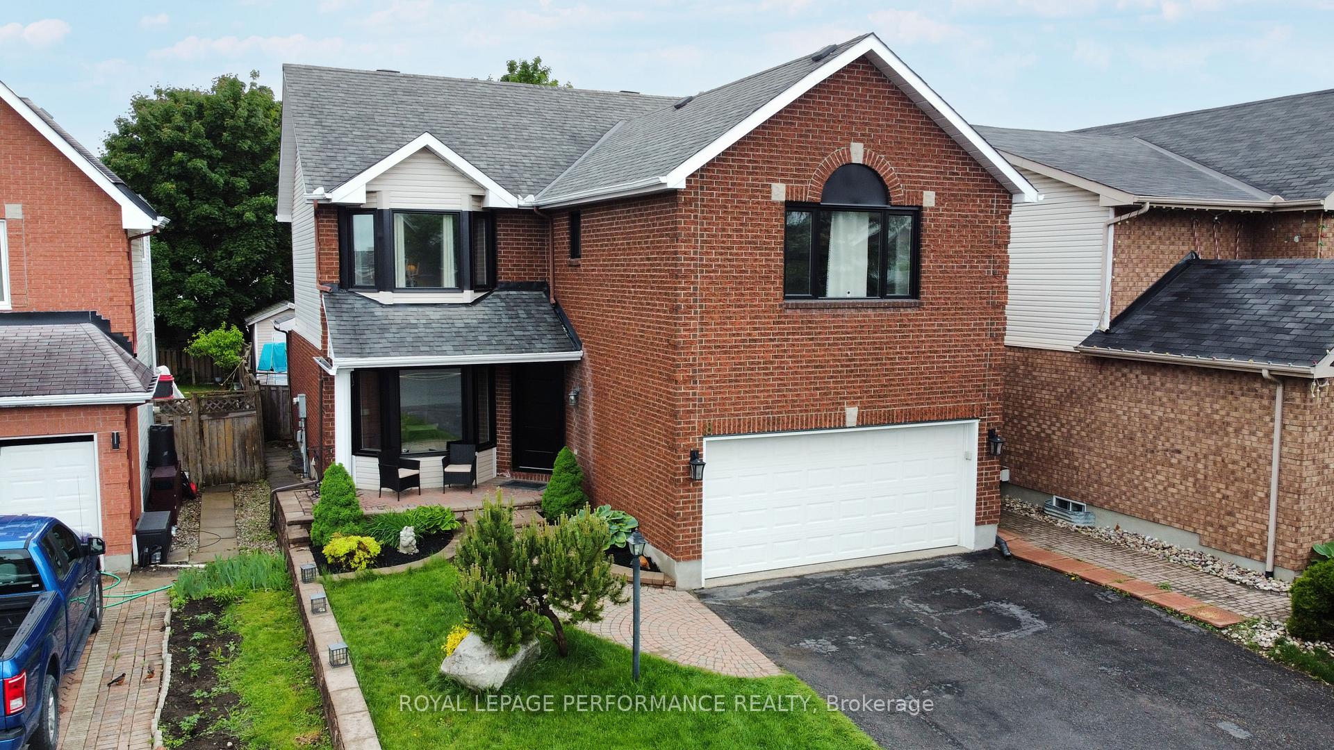 Photo 2 of 8 Masonbrook Street, Ottawa, Barrhaven - Longfields — HOMEH