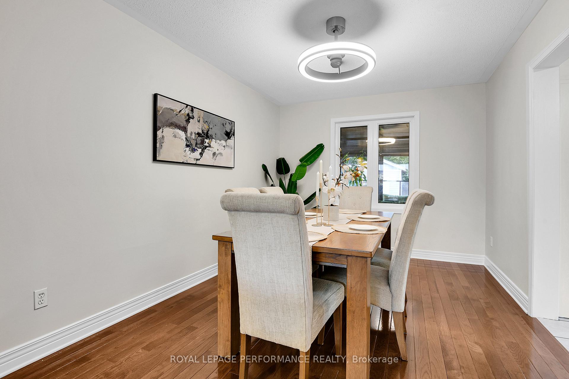 Photo 6 of 8 Masonbrook Street, Ottawa, Barrhaven - Longfields — HOMEH
