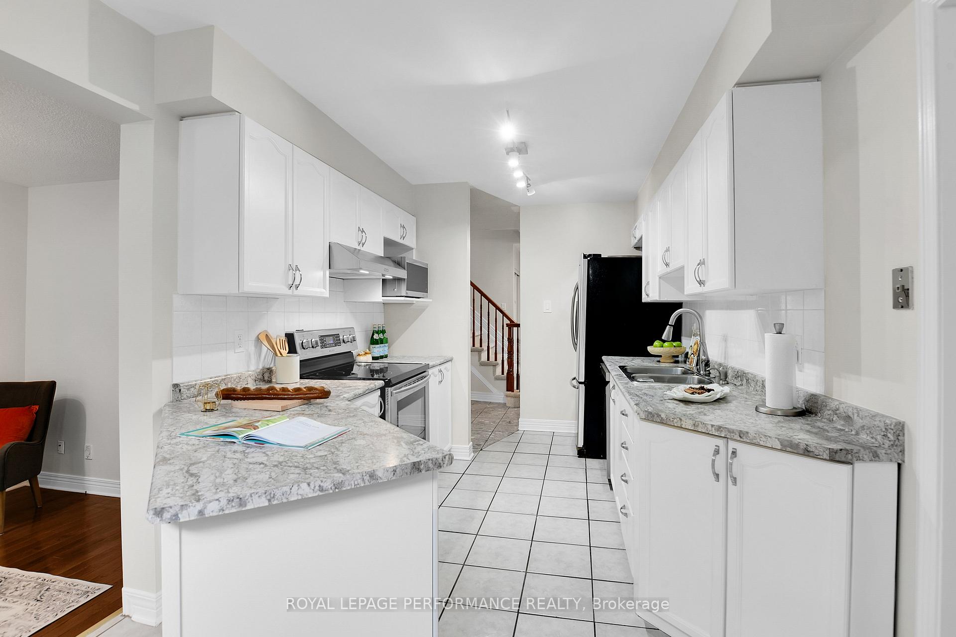 Photo 8 of 8 Masonbrook Street, Ottawa, Barrhaven - Longfields — HOMEH