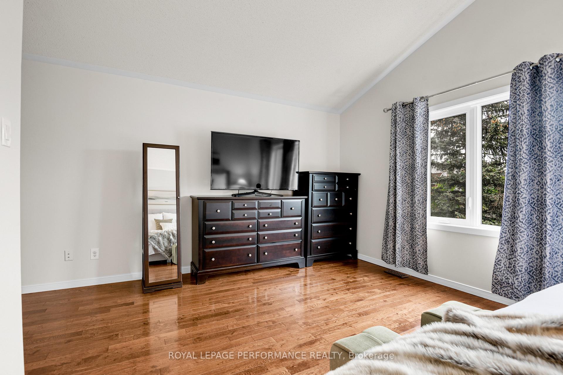 Photo 19 of 8 Masonbrook Street, Ottawa, Barrhaven - Longfields — HOMEH