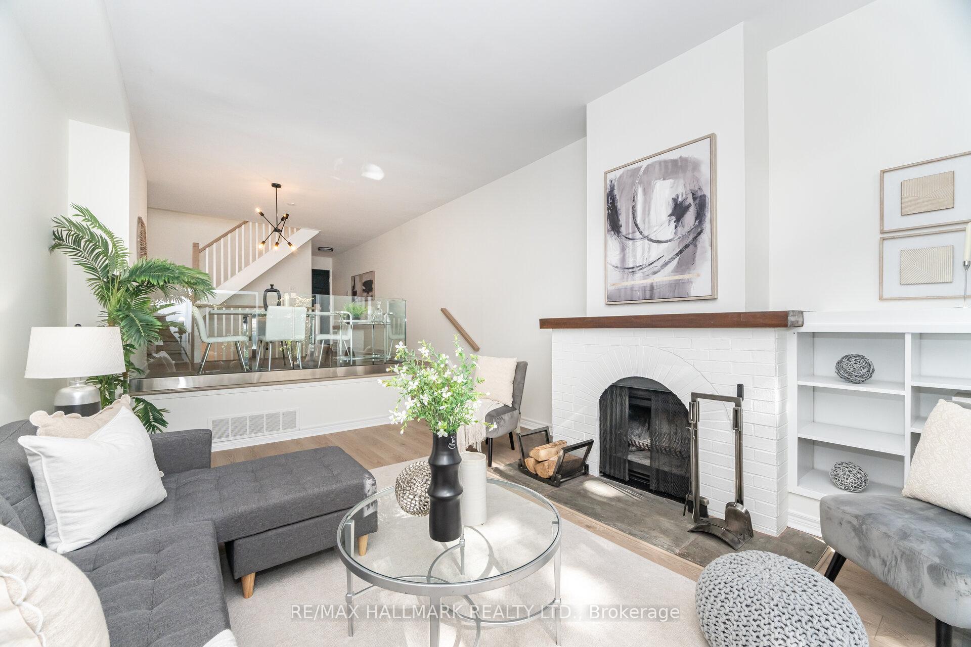Photo 4 of Unit #5, 90 Kippendavie Avenue, Toronto, The Beaches — HOMEH