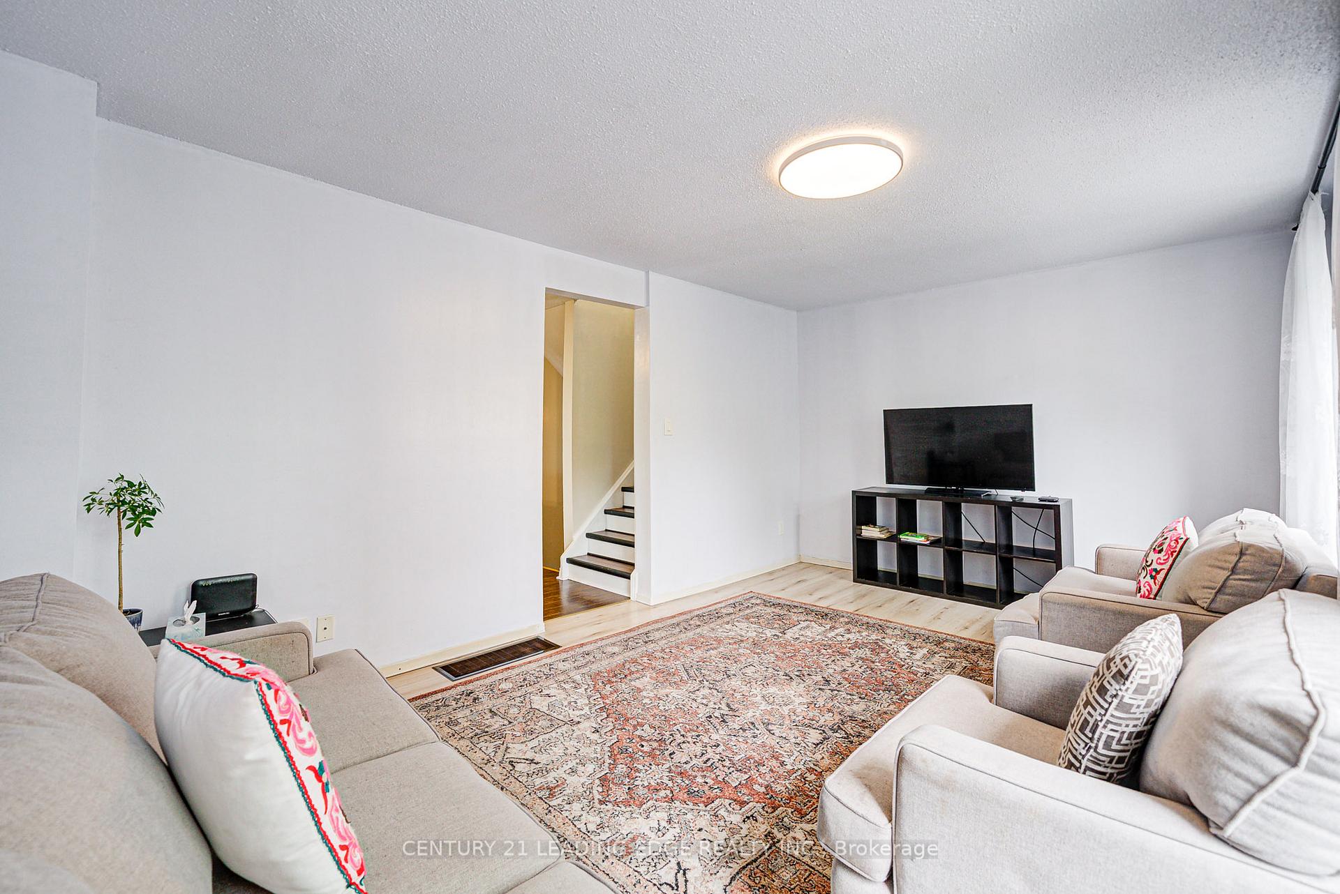 Photo 12 of Unit 109, 25 Collinsgrove Road, Scarborough, West Hill — HOMEH