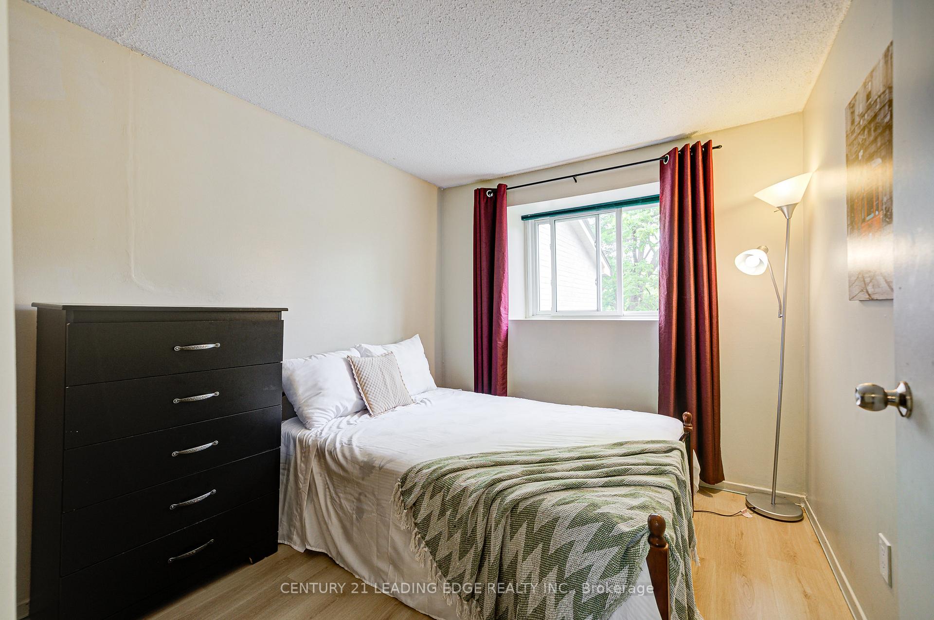 Photo 21 of Unit 109, 25 Collinsgrove Road, Scarborough, West Hill — HOMEH
