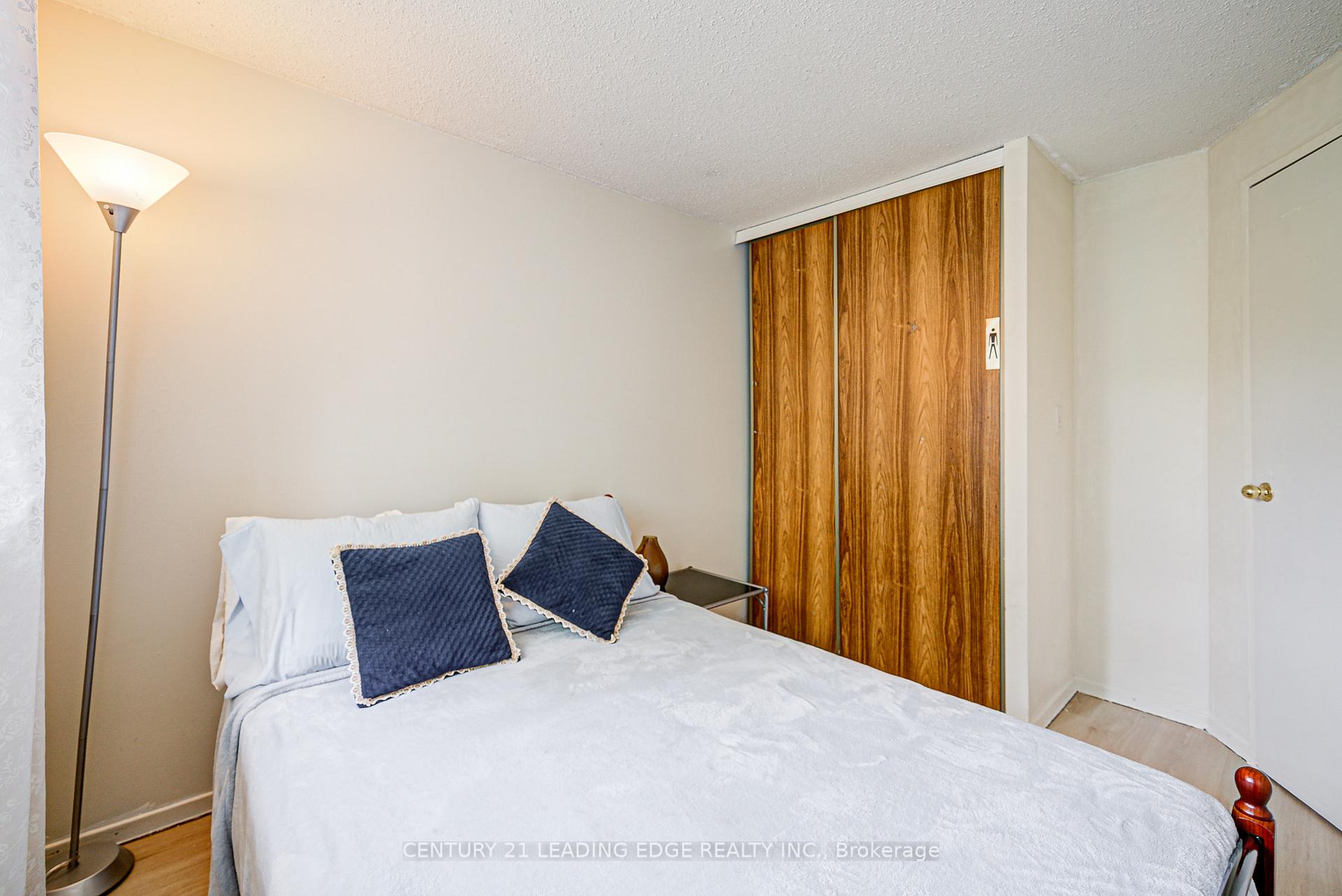 Photo 24 of Unit 109, 25 Collinsgrove Road, Scarborough, West Hill — HOMEH