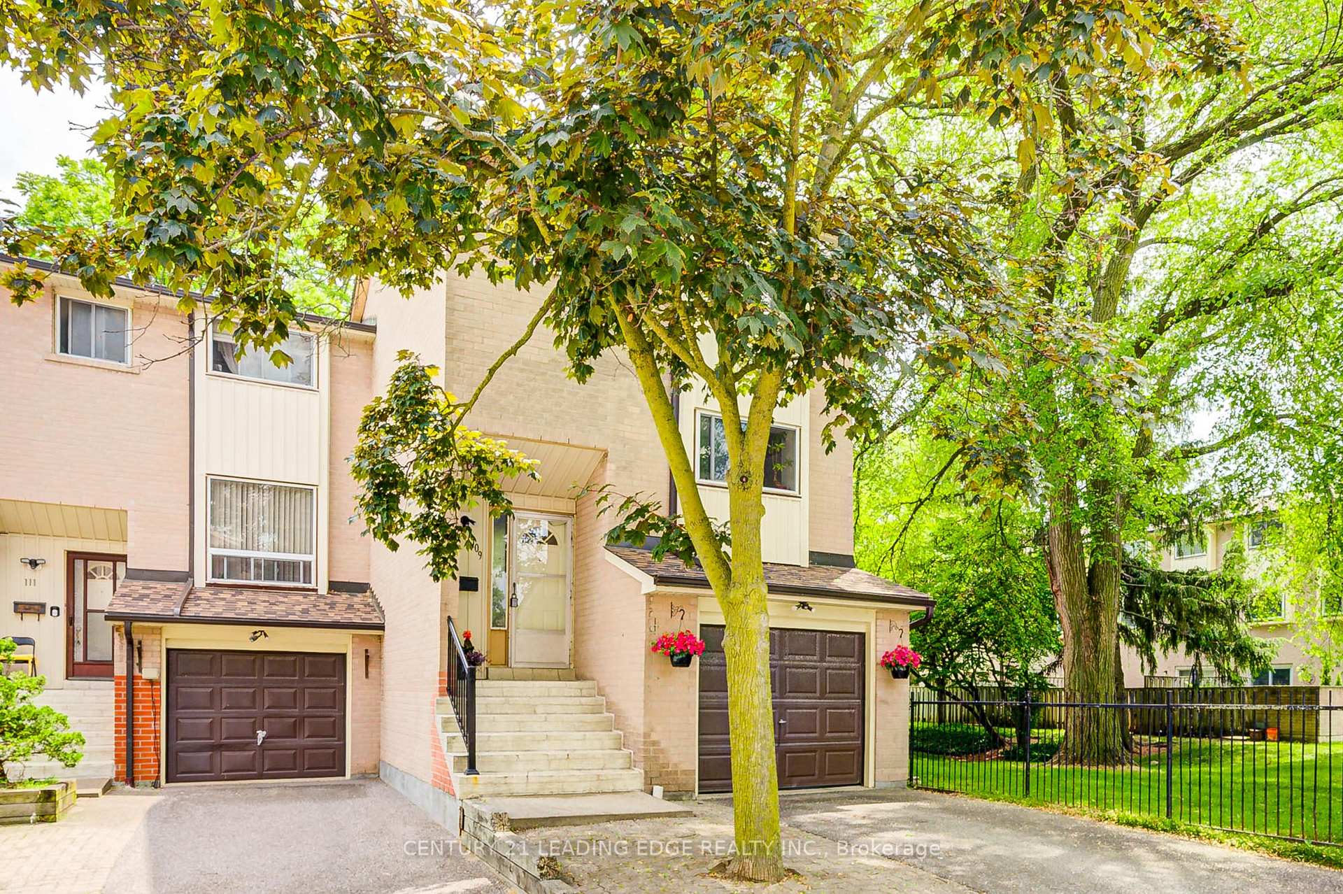 Photo 47 of Unit 109, 25 Collinsgrove Road, Scarborough, West Hill — HOMEH