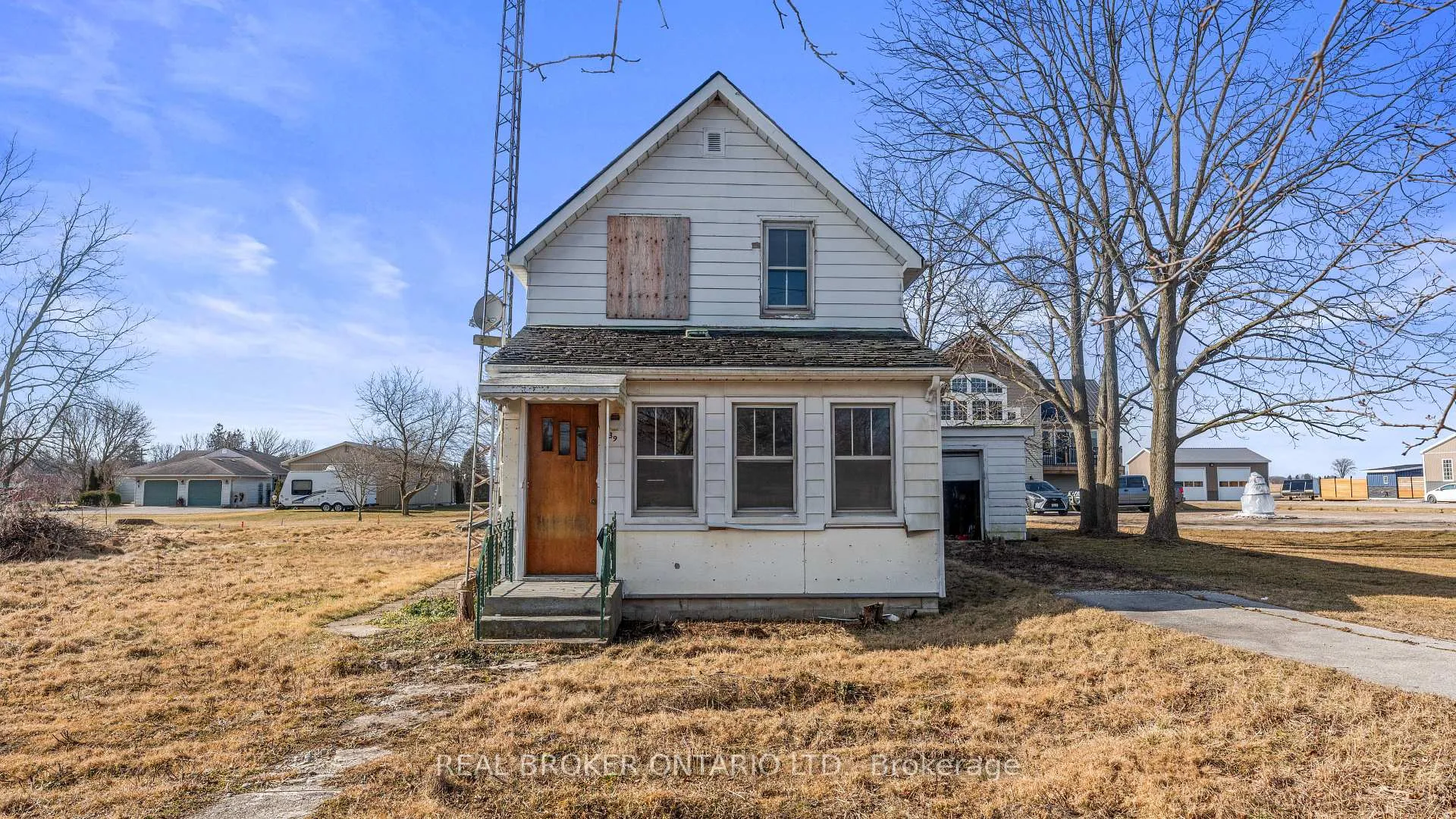 Photo 4 of 9613 Currie Road, Dutton/Dunwich, Wallacetown — HOMEH