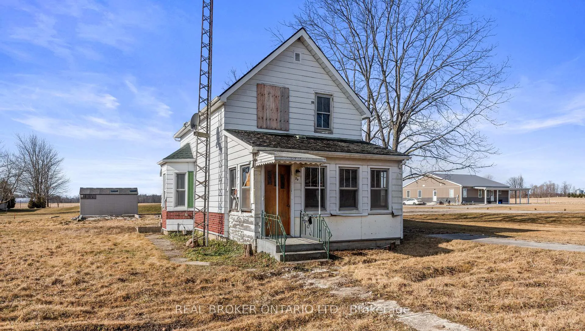Photo 6 of 9613 Currie Road, Dutton/Dunwich, Wallacetown — HOMEH