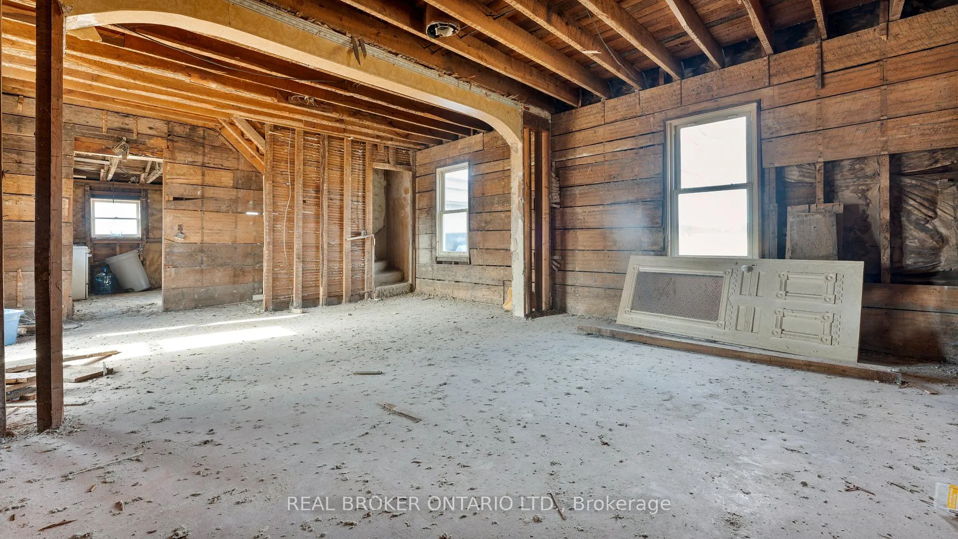 Photo 9 of 9613 Currie Road, Dutton/Dunwich, Wallacetown — HOMEH