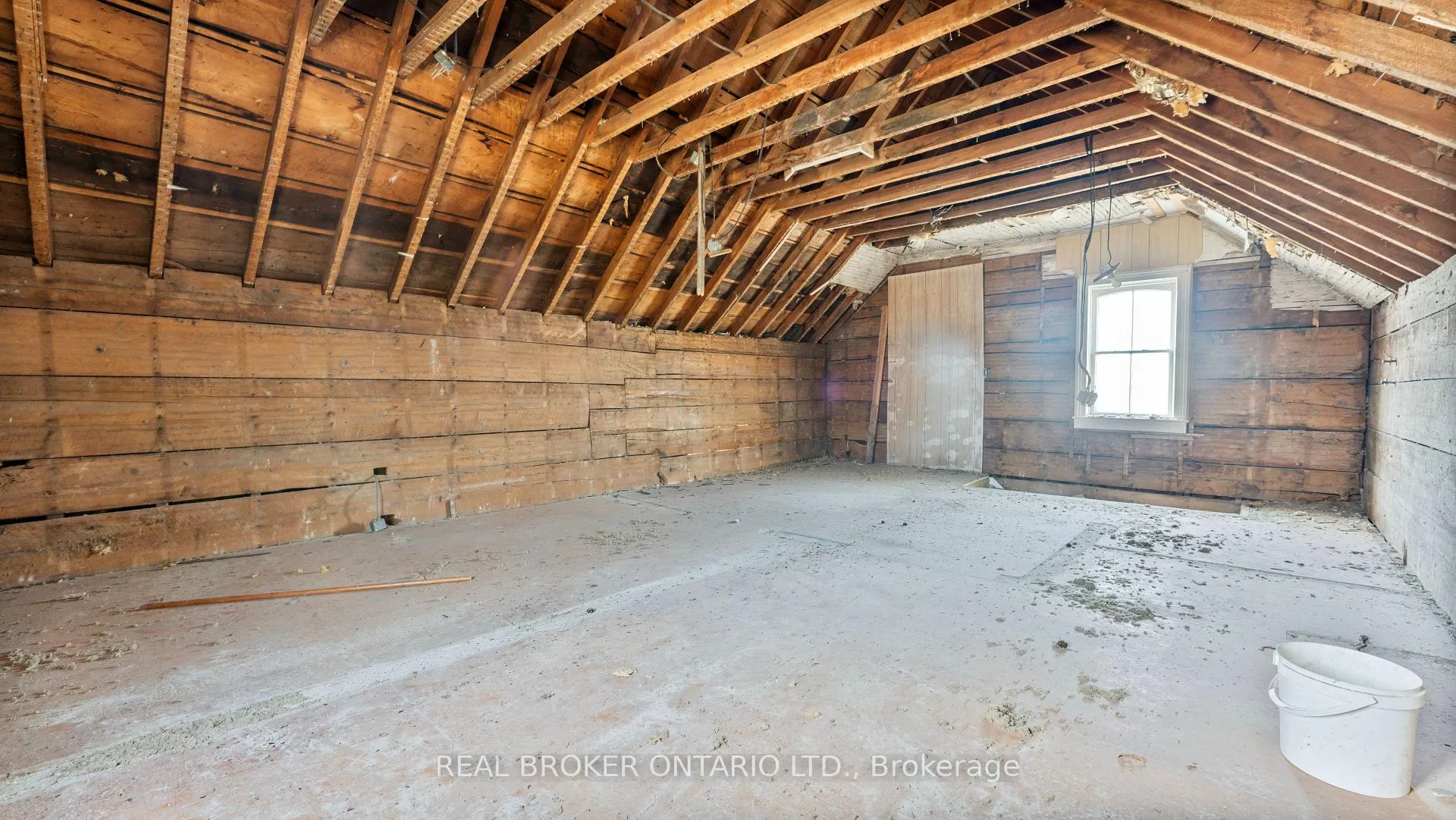 Photo 18 of 9613 Currie Road, Dutton/Dunwich, Wallacetown — HOMEH