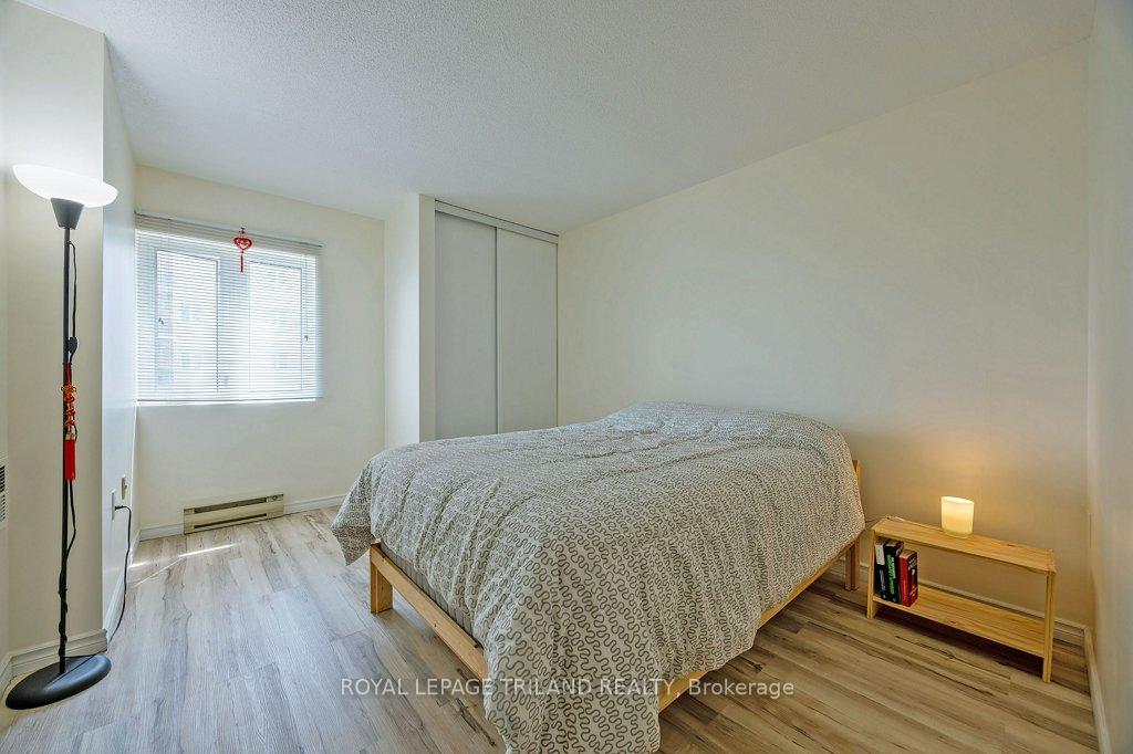 Photo 19 of Unit 902, 858 Commissioners Road E, London, South H — HOMEH