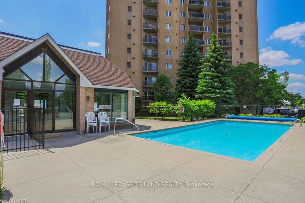 Photo 33 of Unit 902, 858 Commissioners Road E, London, South H — HOMEH
