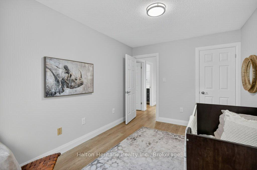 Photo 25 of 14 Brucedale Avenue E, Hamilton, Centremount — HOMEH