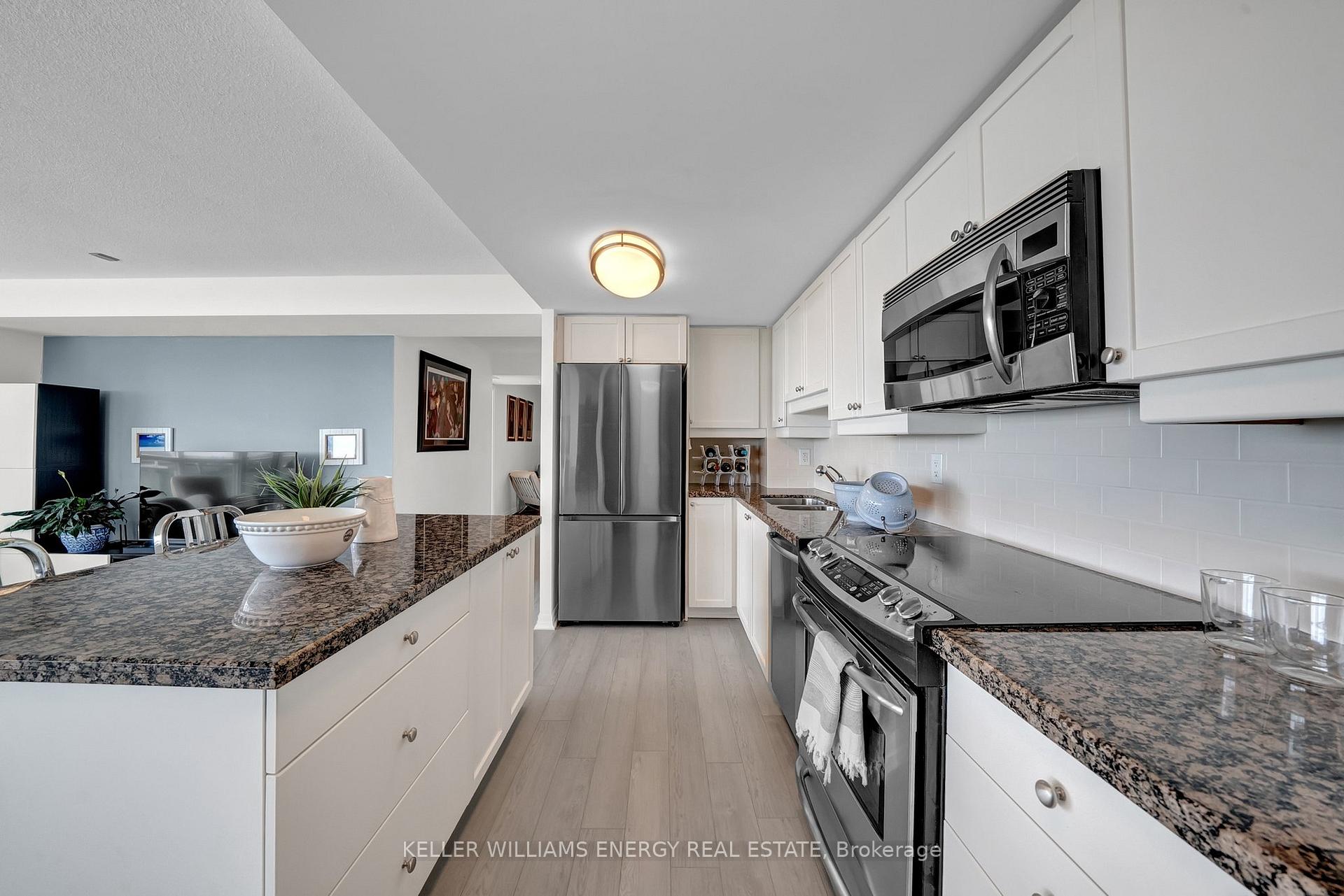 Photo 14 of Unit 1012, 1600 Charles Street, Whitby, Port Whitby — HOMEH