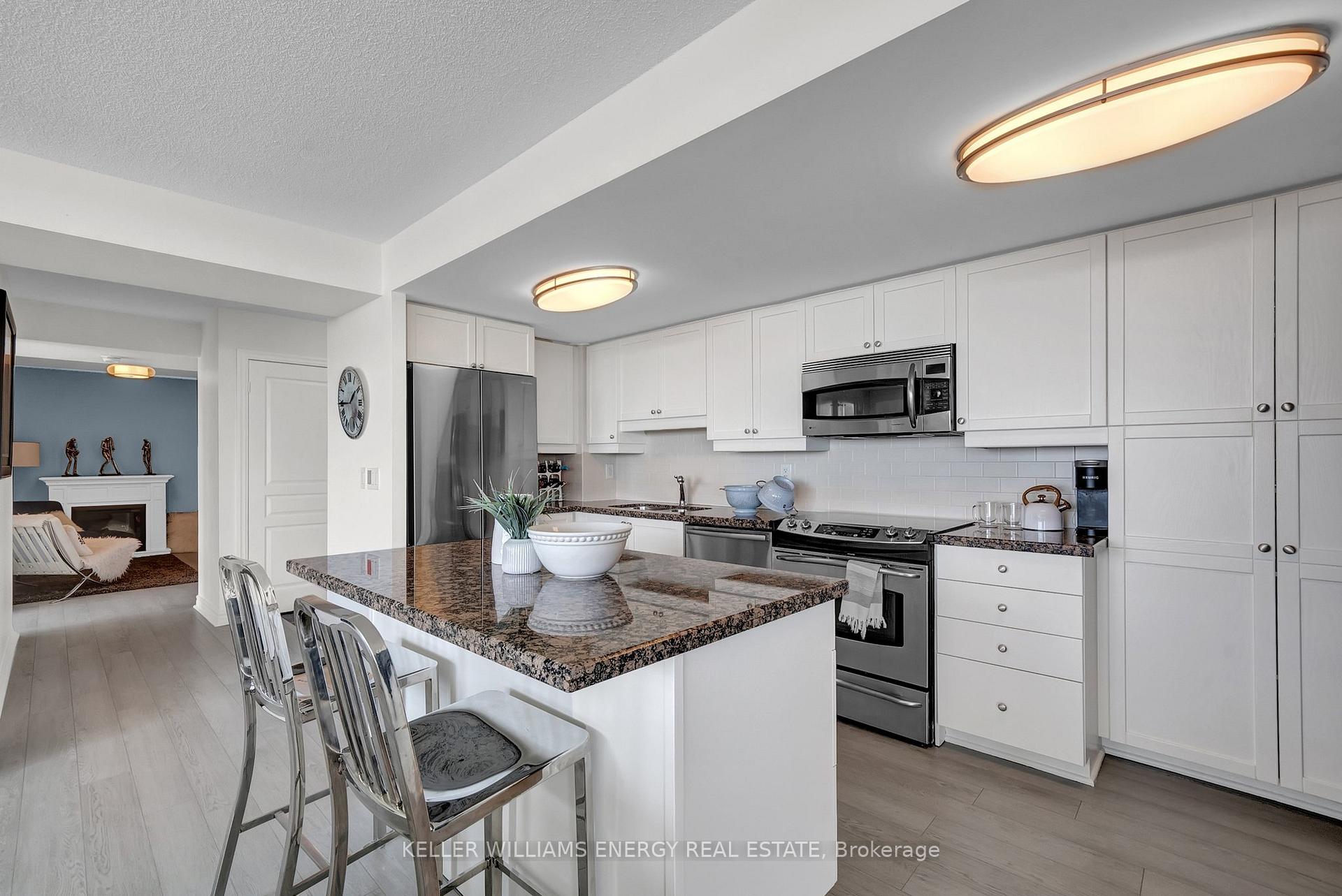 Photo 15 of Unit 1012, 1600 Charles Street, Whitby, Port Whitby — HOMEH