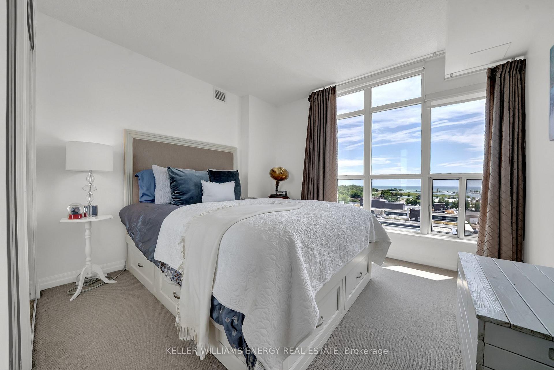 Photo 21 of Unit 1012, 1600 Charles Street, Whitby, Port Whitby — HOMEH