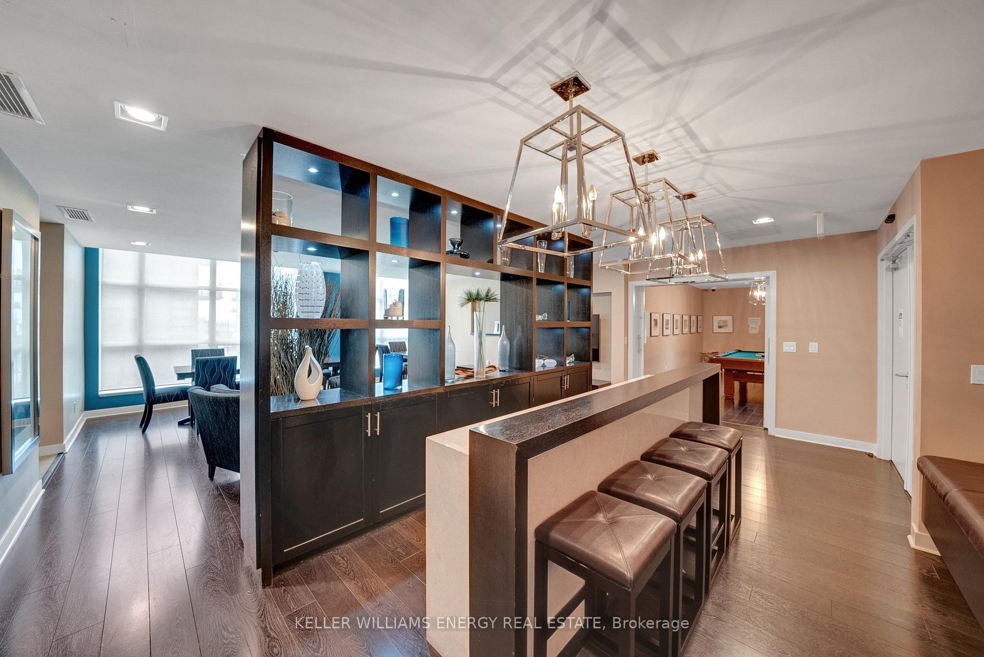 Photo 31 of Unit 1012, 1600 Charles Street, Whitby, Port Whitby — HOMEH
