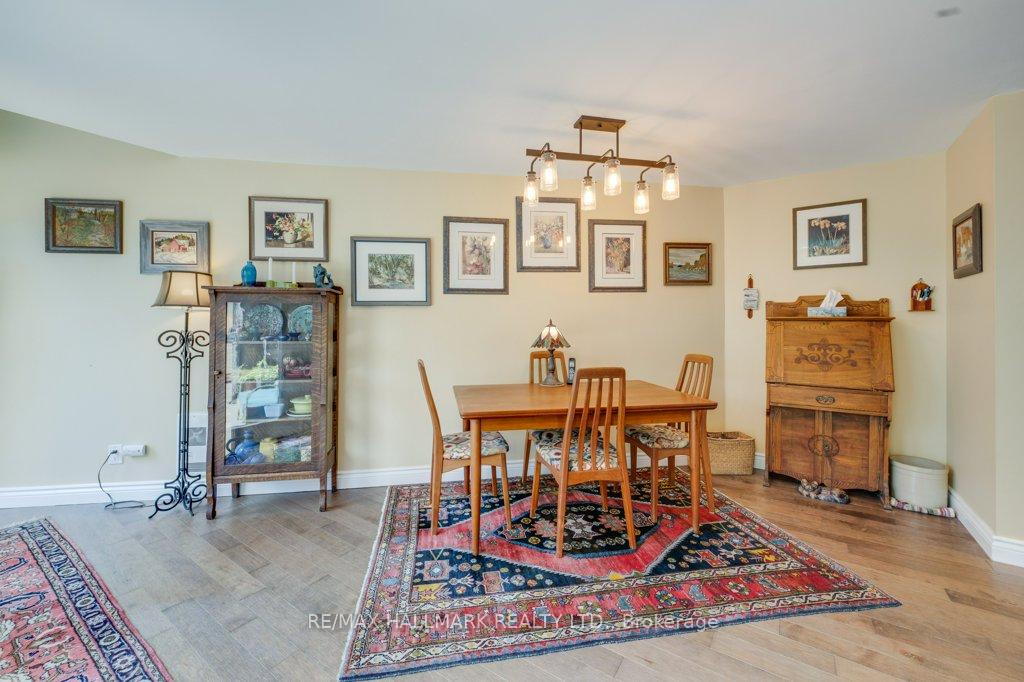 Photo 5 of Unit 2, 2366 Queen Street E, Toronto, The Beaches — HOMEH