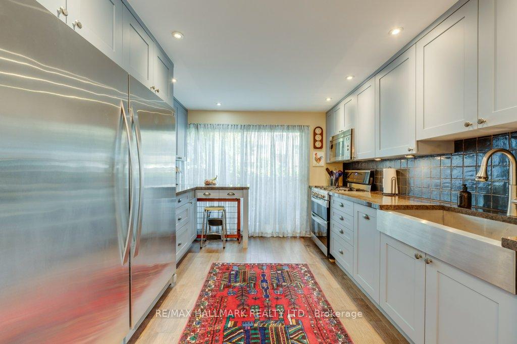 Photo 9 of Unit 2, 2366 Queen Street E, Toronto, The Beaches — HOMEH