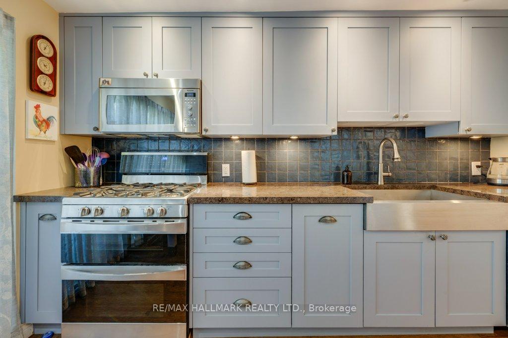 Photo 13 of Unit 2, 2366 Queen Street E, Toronto, The Beaches — HOMEH