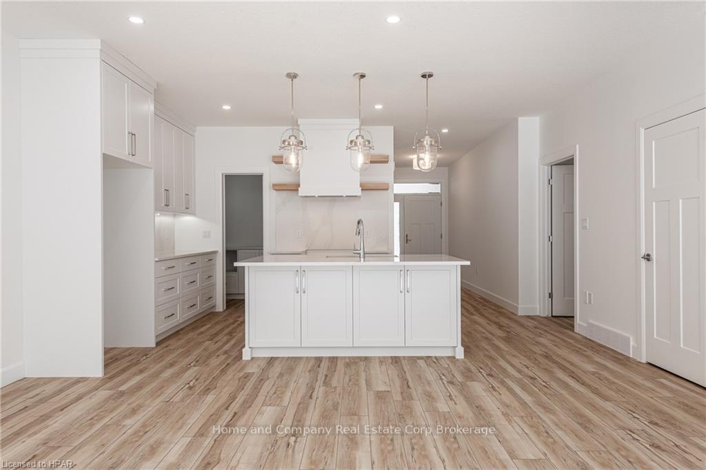 Photo 9 of 68 Deer Ridge Lane, Magnetawan, Bayfield — HOMEH
