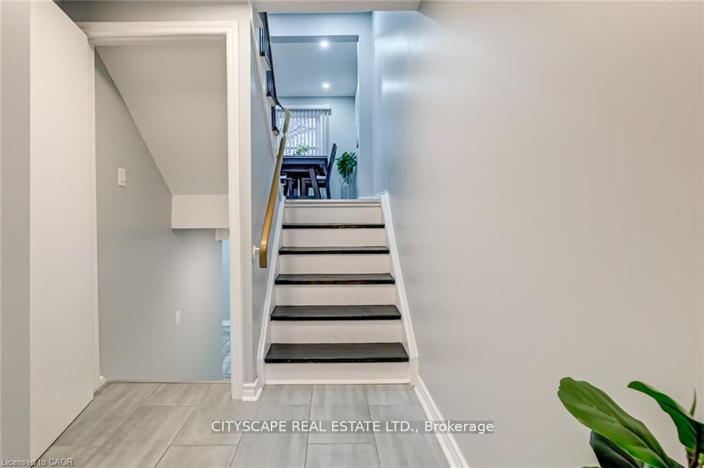 Photo 4 of Unit 17, 30 Heslop Road, Milton, Bronte Meadows — HOMEH