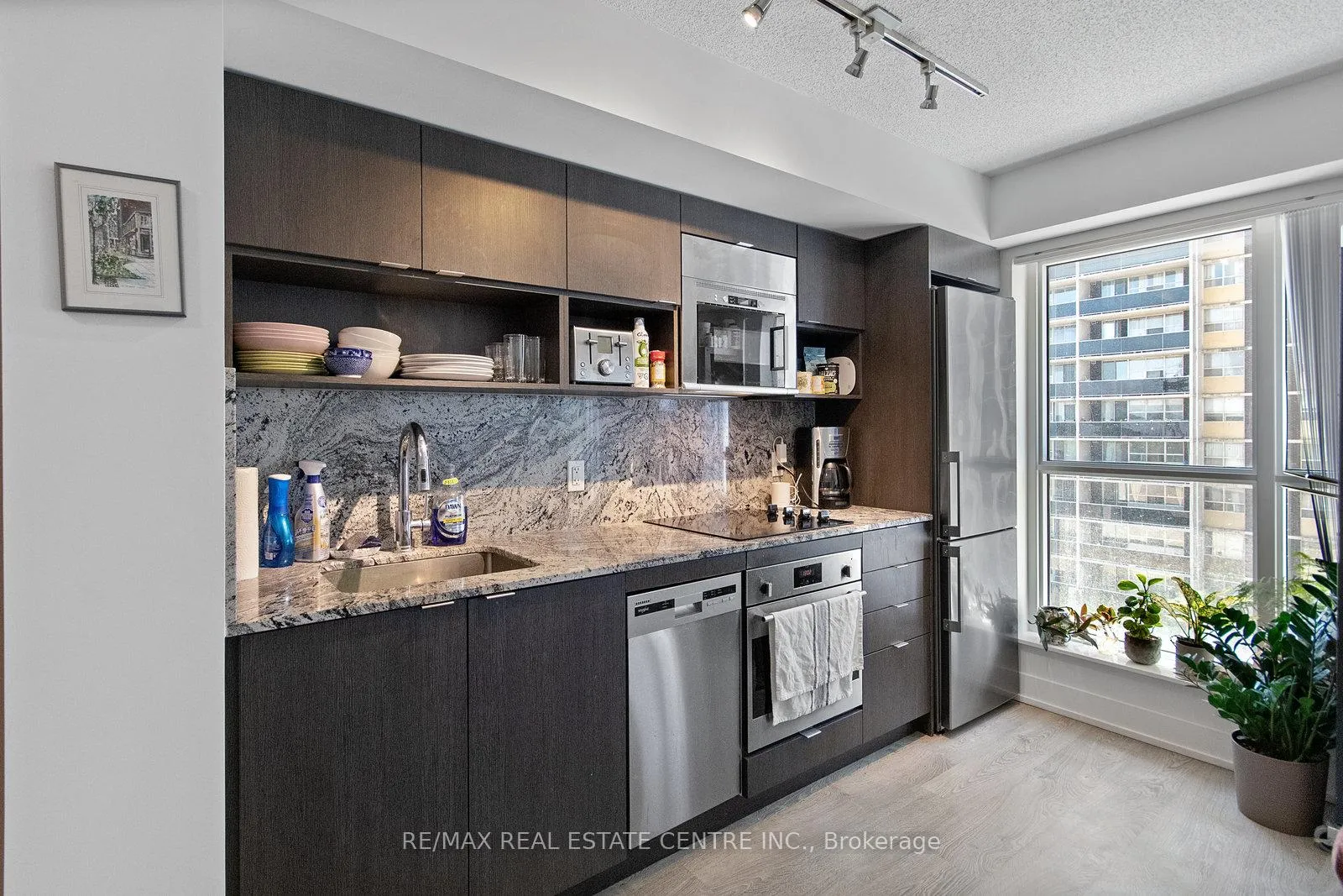 Photo 13 of Unit 425, 9 Mabelle Avenue, Etobicoke, Islington-City Centre West — HOMEH