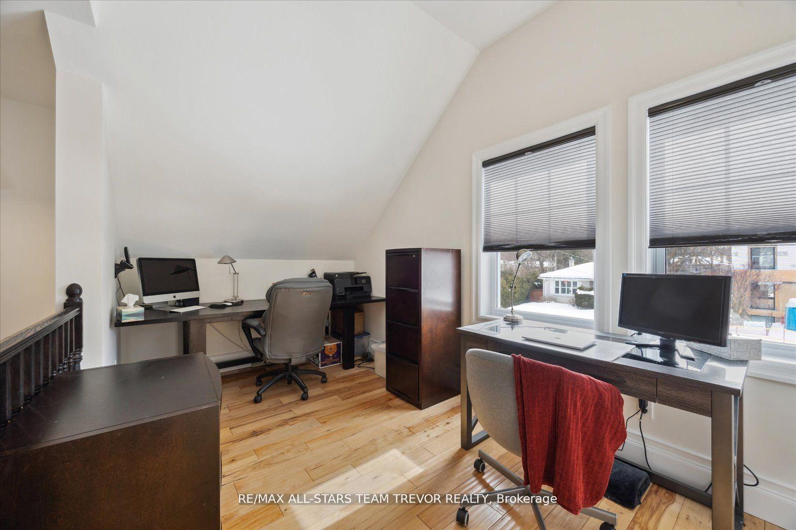 Photo 24 of 27 Corbett Crescent, Aurora, Aurora Highlands — HOMEH