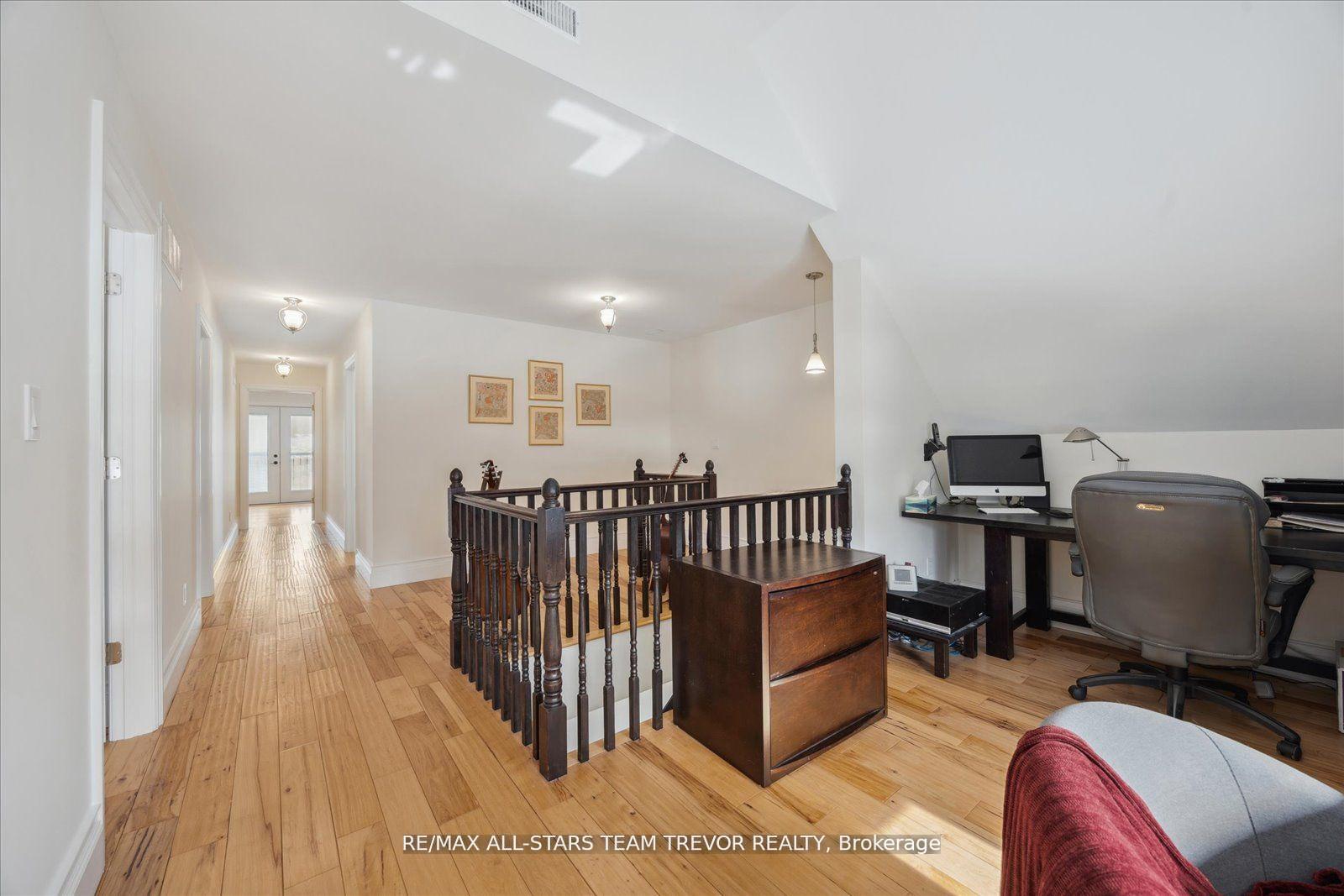 Photo 23 of 27 Corbett Crescent, Aurora, Aurora Highlands — HOMEH