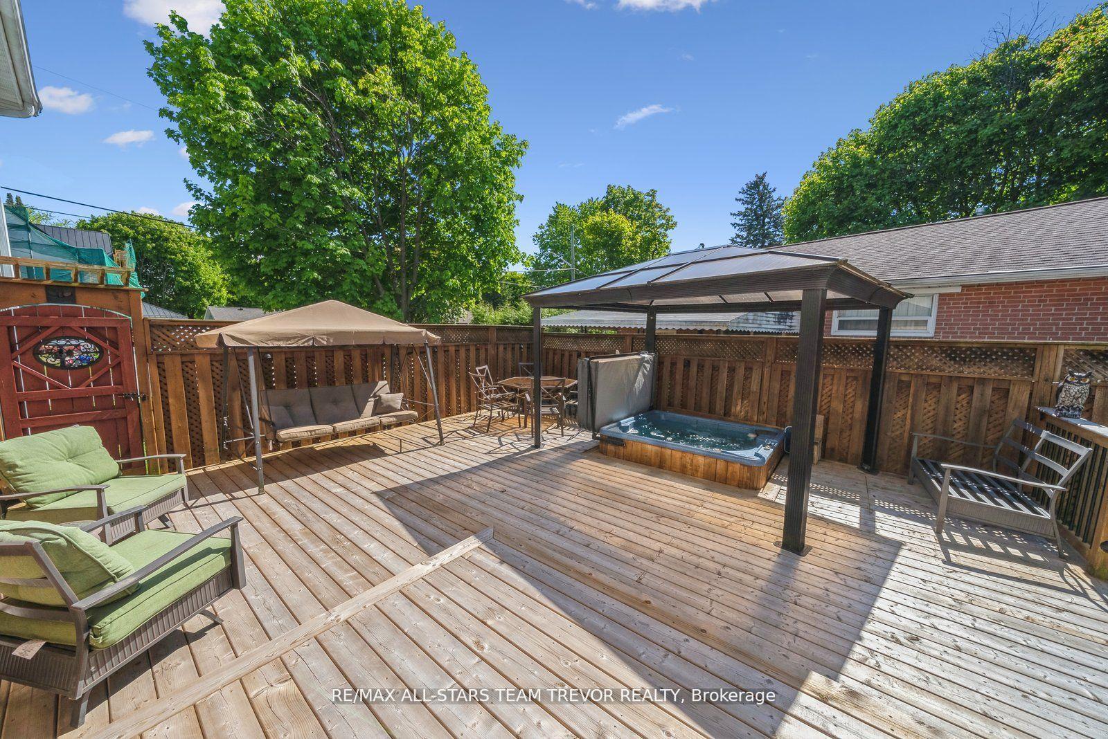 Photo 36 of 27 Corbett Crescent, Aurora, Aurora Highlands — HOMEH