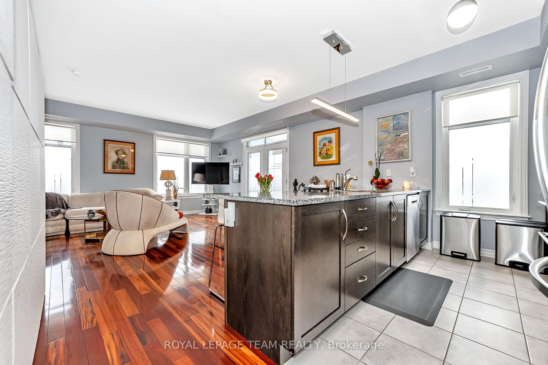 Photo 10 of Unit 103, 330 Jatoba Private, Ottawa, Kanata - Emerald Meadows/Trailwest — HOMEH
